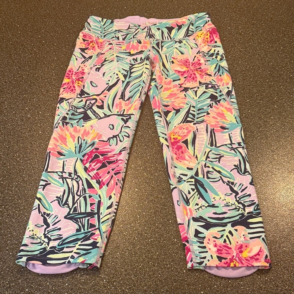Lilly Pulitzer Luxletic Gold Logo Top